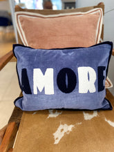 Charger l'image dans la galerie, Housse de coussin AMOUR
