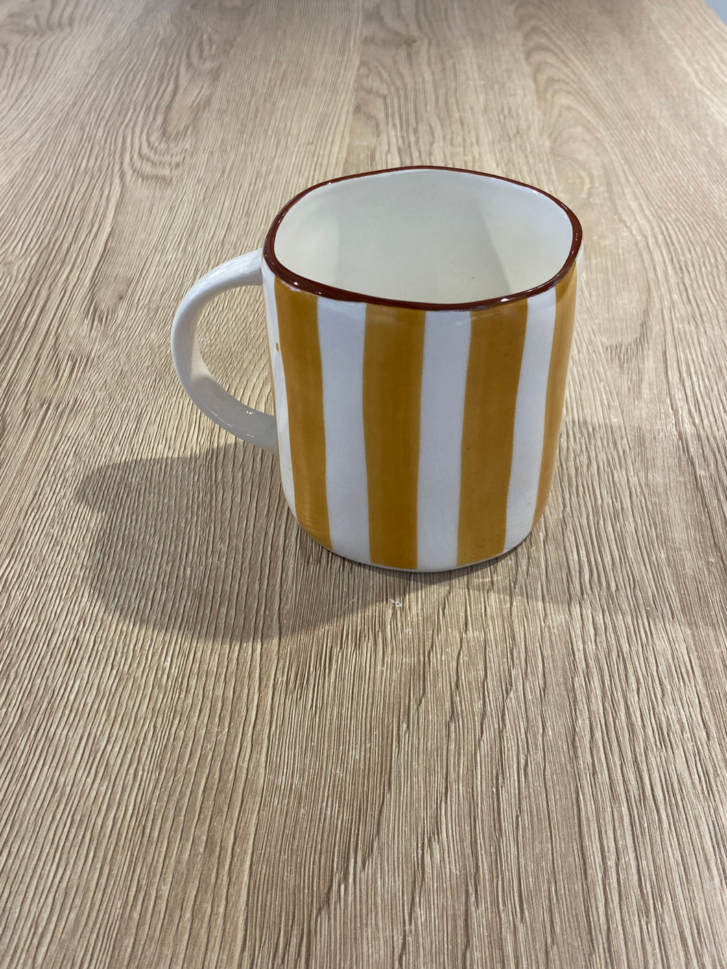 Mug à thé rayé jaune