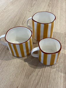 Mug à thé rayé jaune