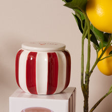 Charger l'image dans la galerie, Bougie Je t'Aime en céramique rayé framboise
